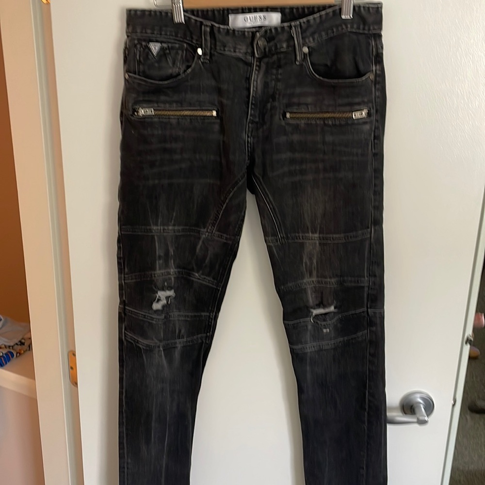 Men’s slim fit Guess Jeans size 32